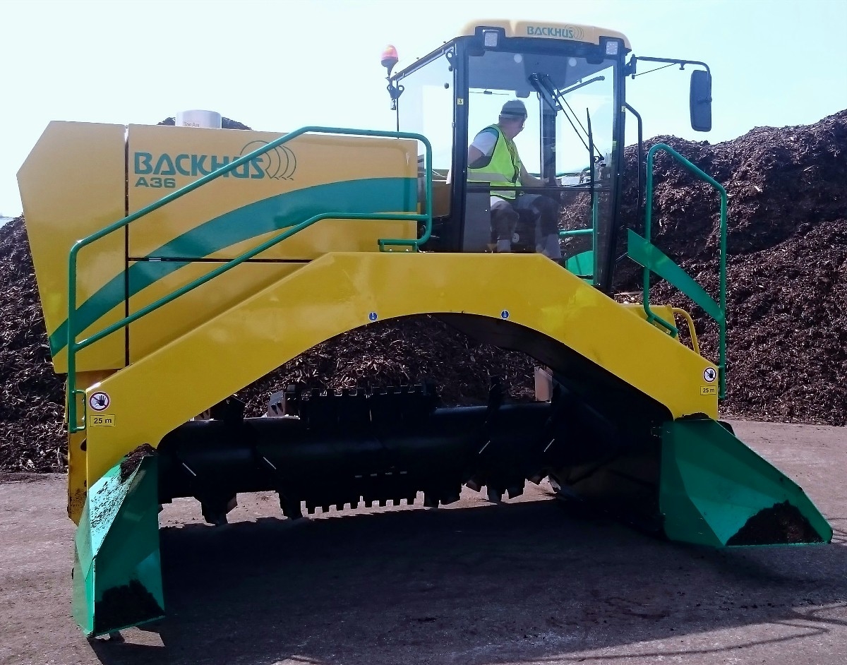 Retourneur de compost Backhus A36