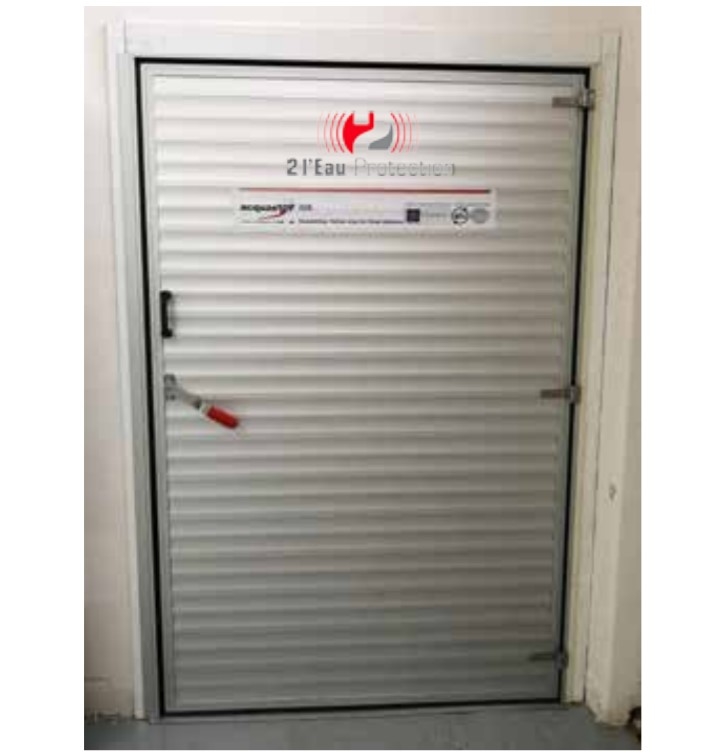 Integra door